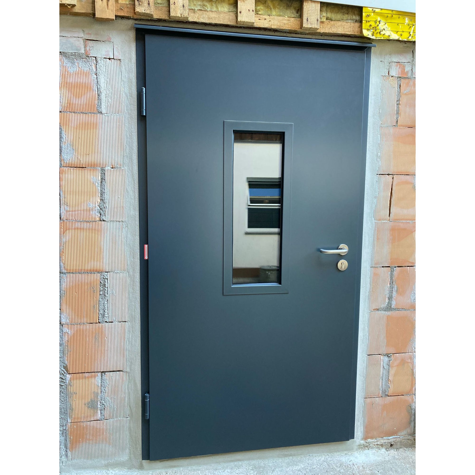 Außentür mit Brandschutzglas - 09/23