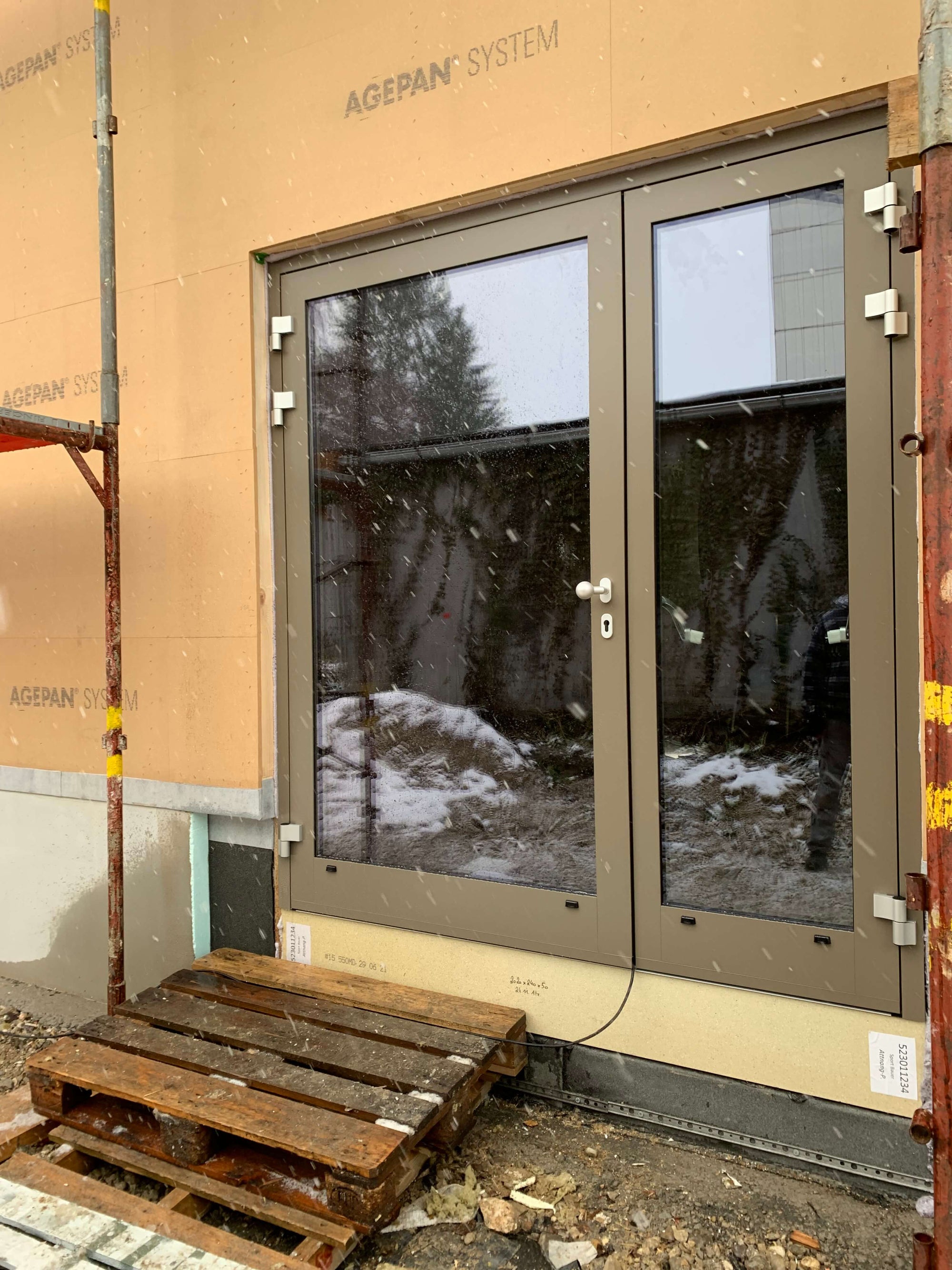 Doppelflügelige Fluchttür EN1125 Alu-Glas