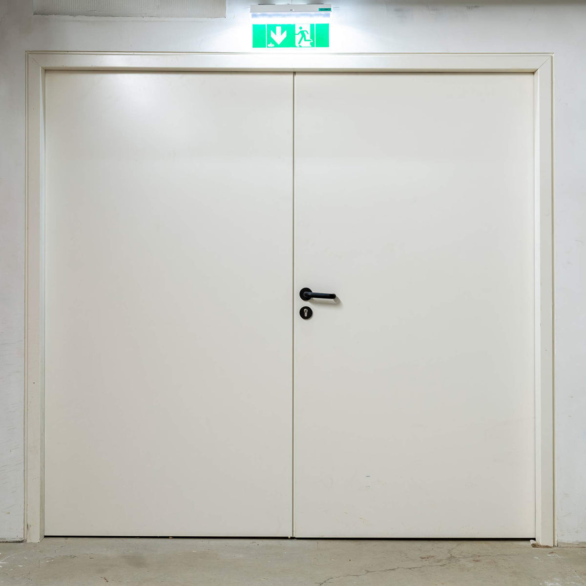 Fluchttür Kellertür Metalltür Reinweiß WABEMA Brandschutztüren PRO / EASY Technikraumtür Feuerschutztür